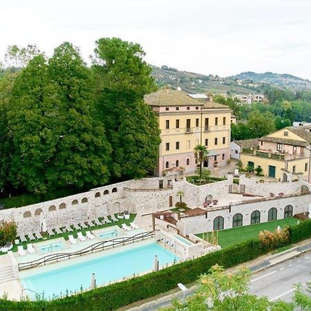 Hotel Corte Dei Tini แตราโม ภายนอก รูปภาพ