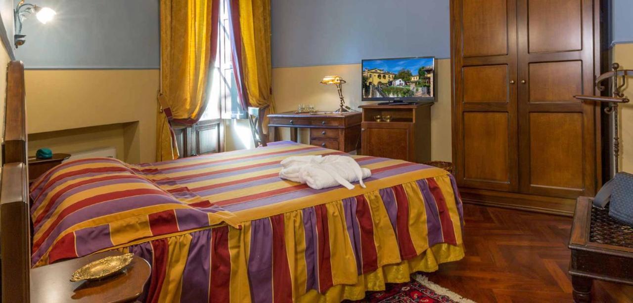 Hotel Corte Dei Tini แตราโม ภายนอก รูปภาพ