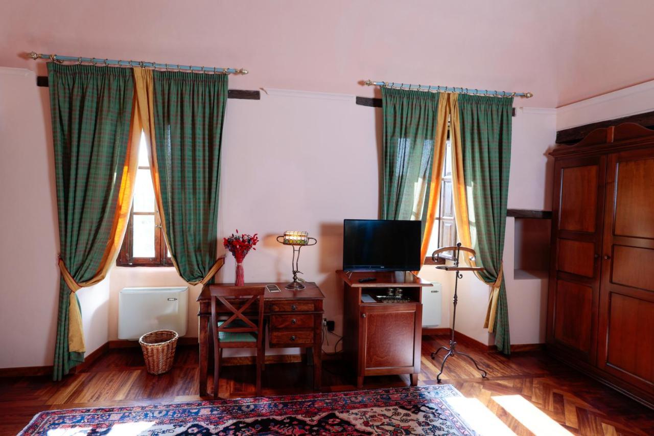 Hotel Corte Dei Tini แตราโม ภายนอก รูปภาพ